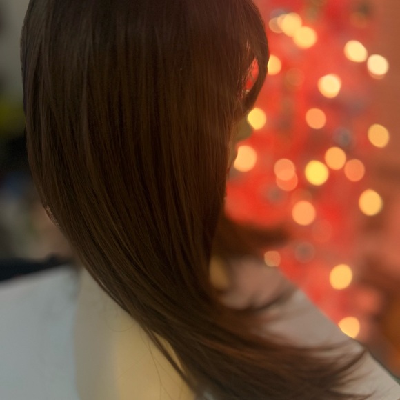 Brunette Shadow root human blend wig, long bangs. Layers tapered to face - Picture 6 of 13